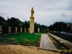 Kościół - pomniki
